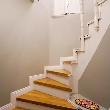 Mercan Balat - Mirror Niche Lejlighed *