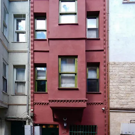 Mercan Balat - Mirror Niche